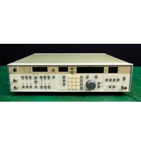 FM Stereo/FM-AM Std Signal Gen